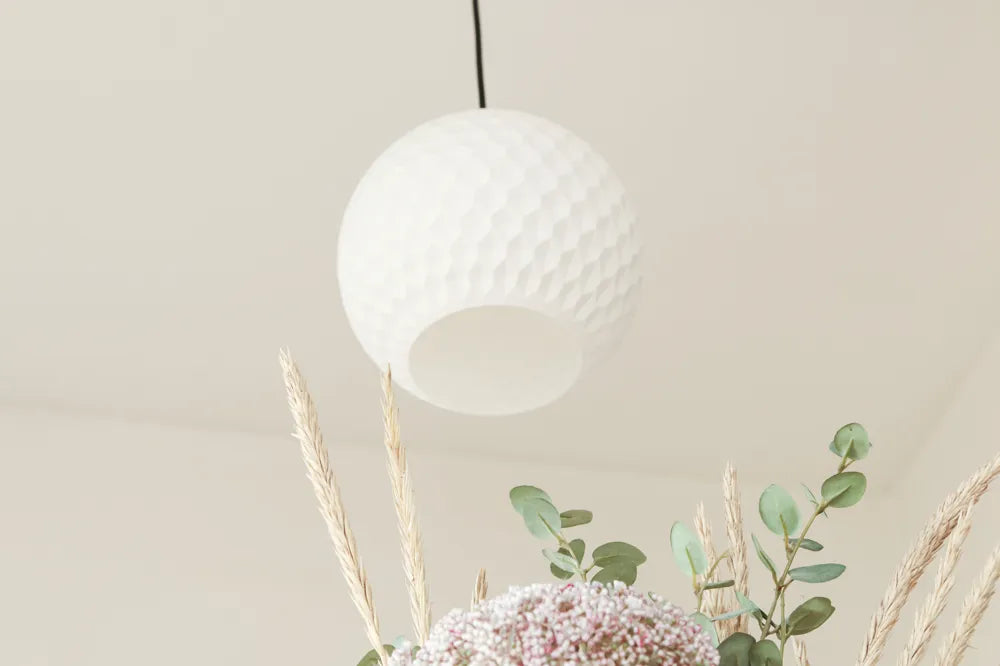 Vue de dessous de la Suspension Mosaïque et de son ouverture circulaire