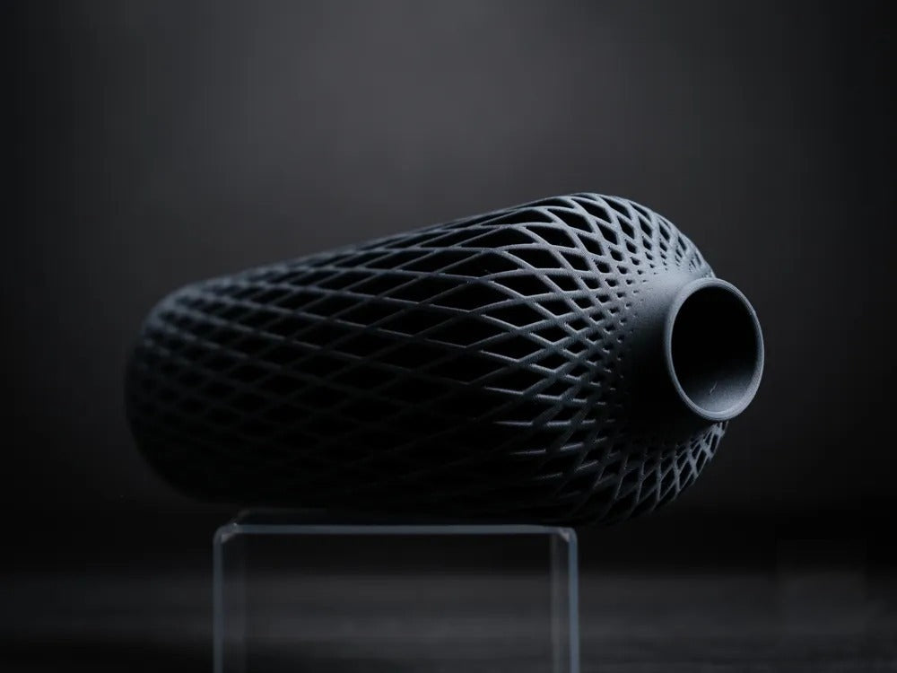 Vase Ajouré Treillis Frangi Genève – vue couchée détail treillis
