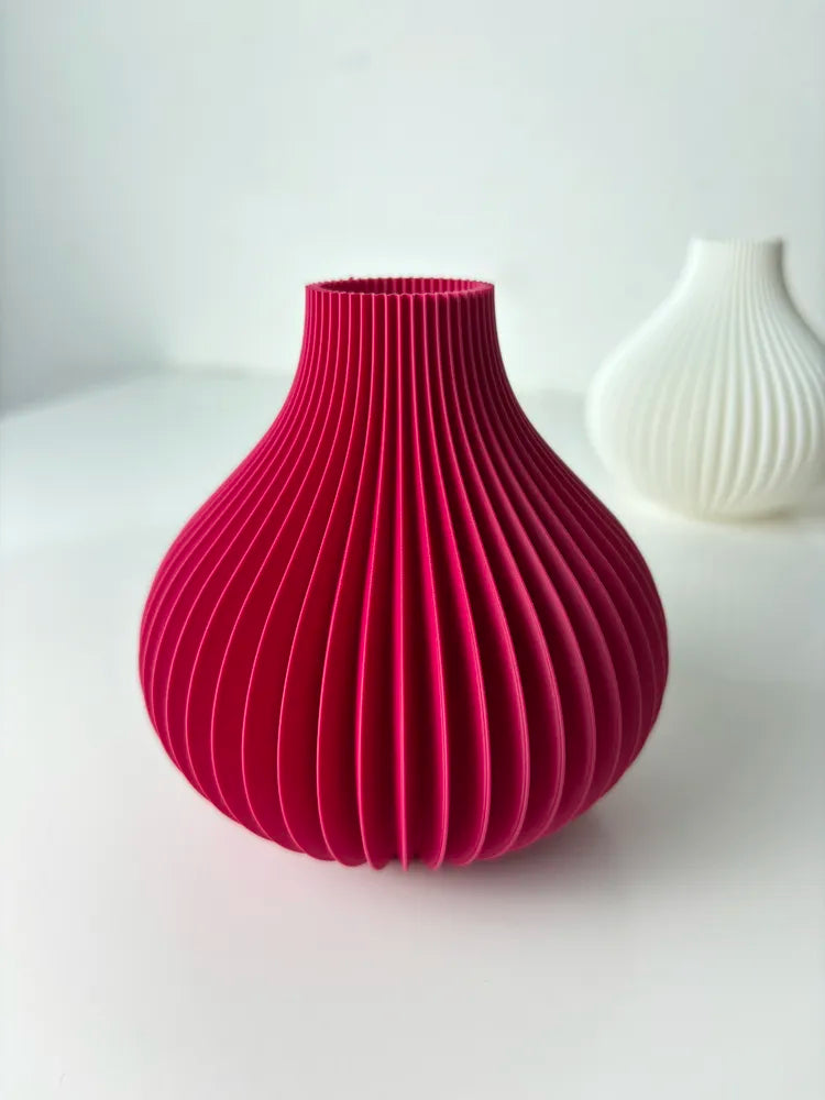 Vase Ondulé Frangi Genève — vue de face sur fond blanc