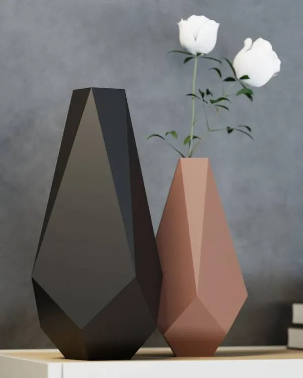Vase Géométrique Noir Frangi Genève – détail facettes bas